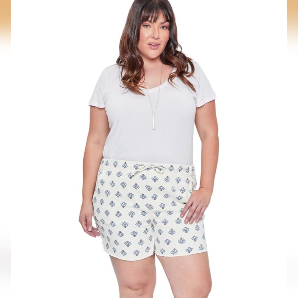 Royalty for Me Women's Plus Size High Rise Elastic Waist Shorts